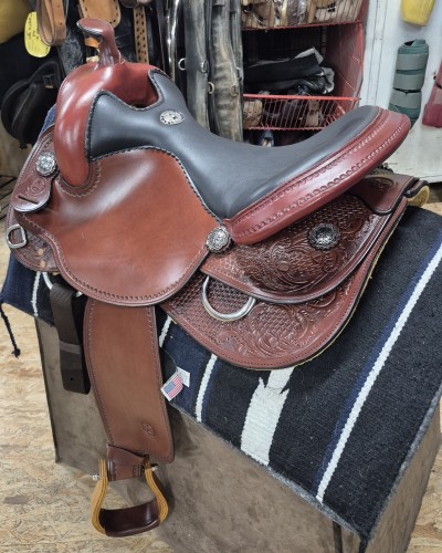 selle équitation western Hwest barrel compétition wade reining roping Pools west coast lakota denver